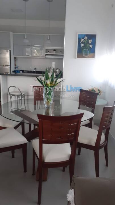 Apartment for vacation rental in Balneário Piçarras (Piçarras)