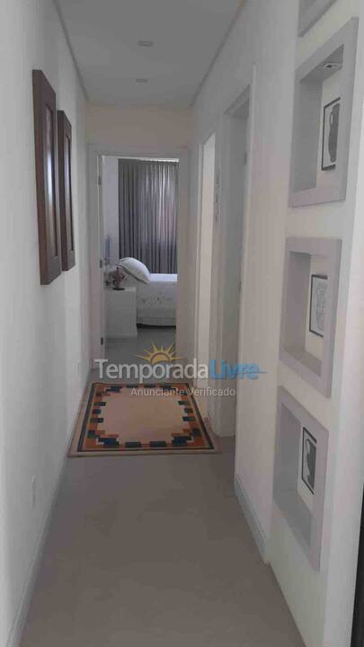 Apartment for vacation rental in Balneário Piçarras (Piçarras)