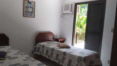 APARTMENT FOR RENT IN THE PRAIA GRANDE NEIGHBORHOOD IN UBATUBA SP