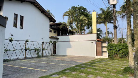 LOVELY HOUSE IN GATED COMMUNITY 30M FROM THE BEACH WITH WI-FI