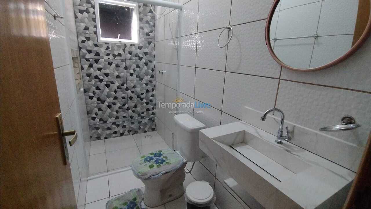 Casa para aluguel de temporada em Ubatuba (Maranduba)