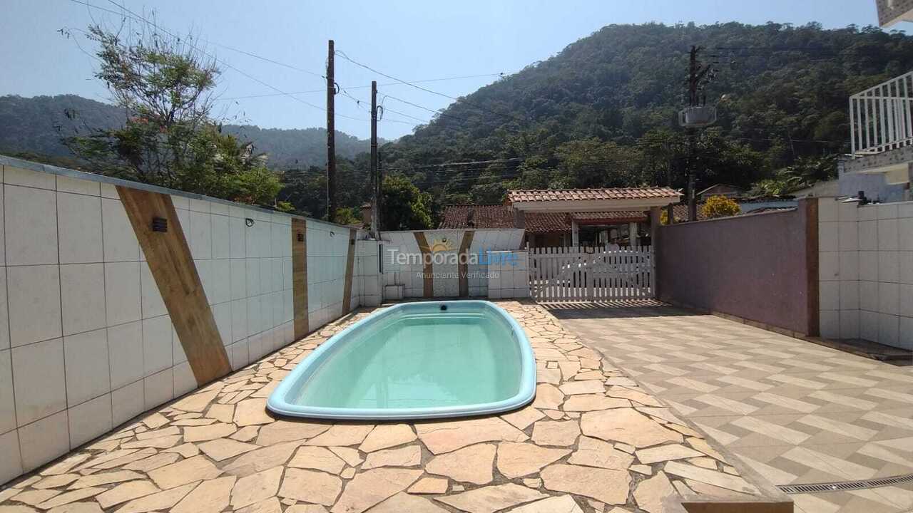 Casa para aluguel de temporada em Ubatuba (Maranduba)