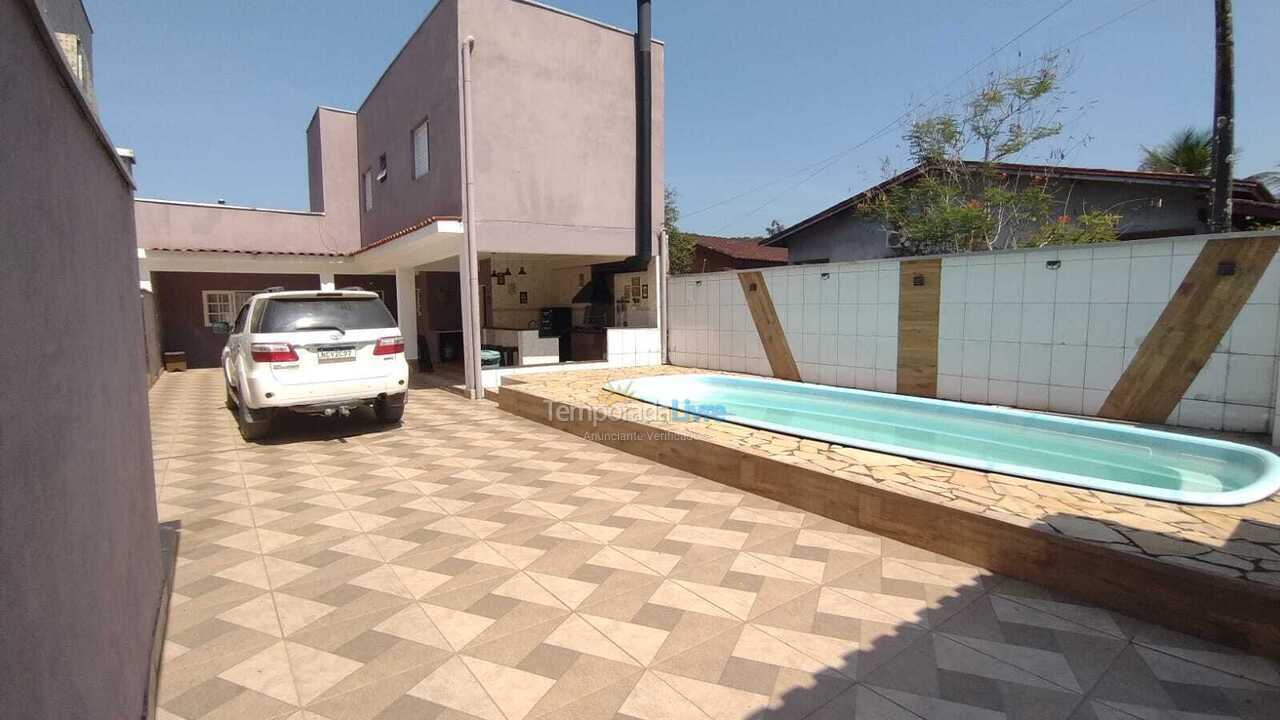 Casa para aluguel de temporada em Ubatuba (Maranduba)