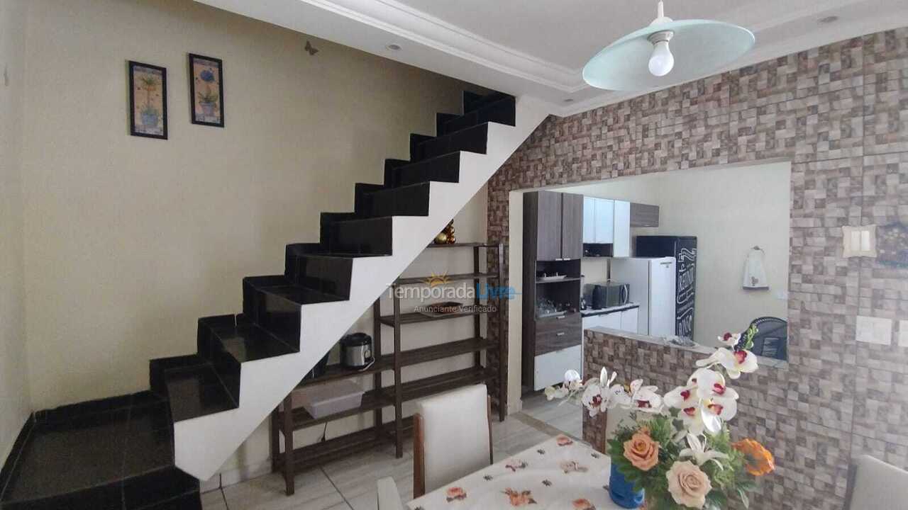 Casa para aluguel de temporada em Ubatuba (Maranduba)