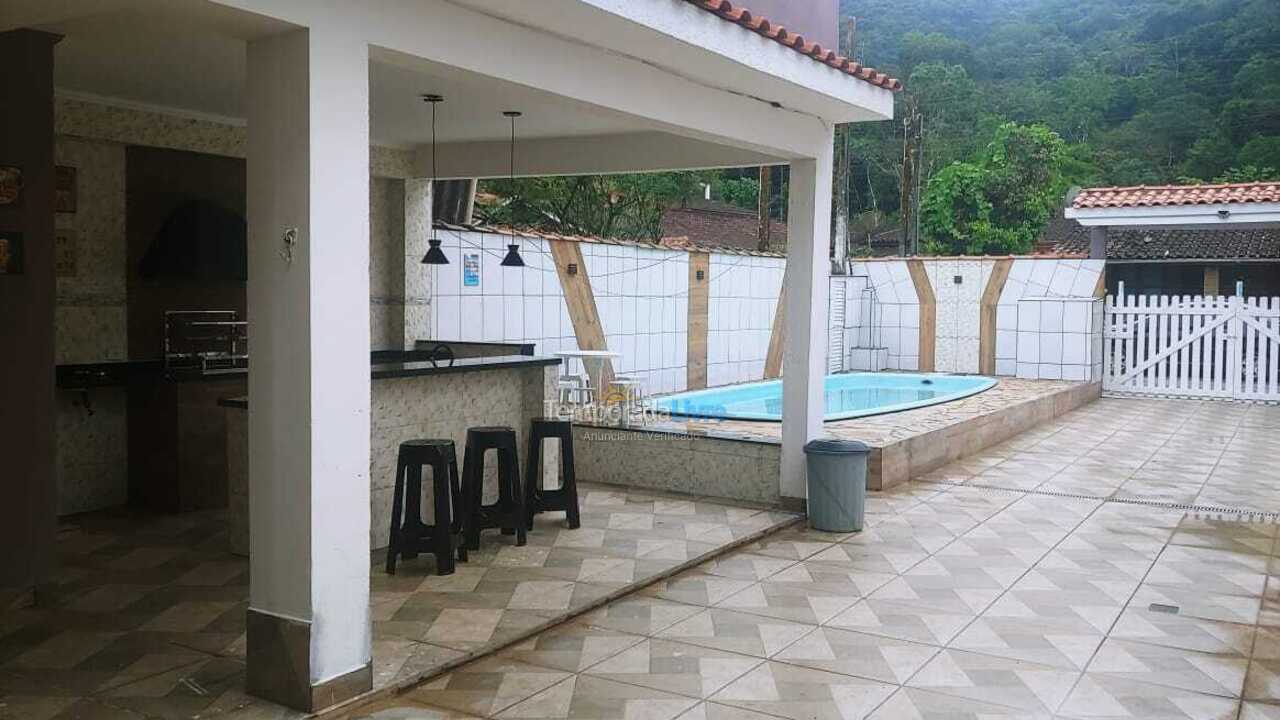 Casa para aluguel de temporada em Ubatuba (Maranduba)