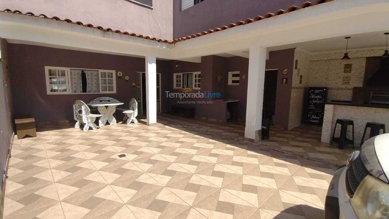 Casa para aluguel de temporada em Ubatuba (Maranduba)