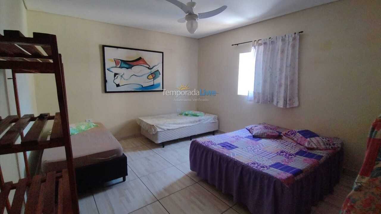 Casa para aluguel de temporada em Ubatuba (Maranduba)