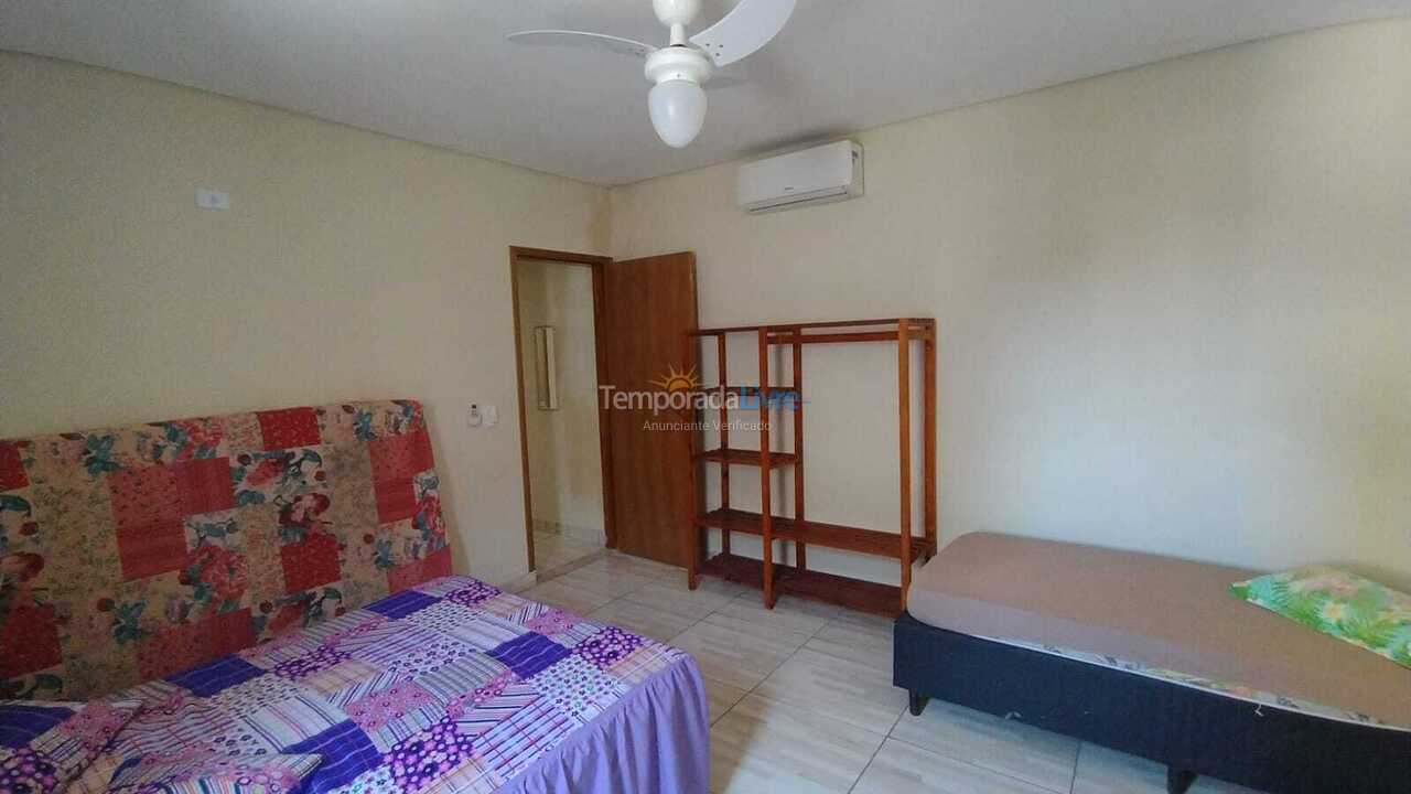 Casa para aluguel de temporada em Ubatuba (Maranduba)