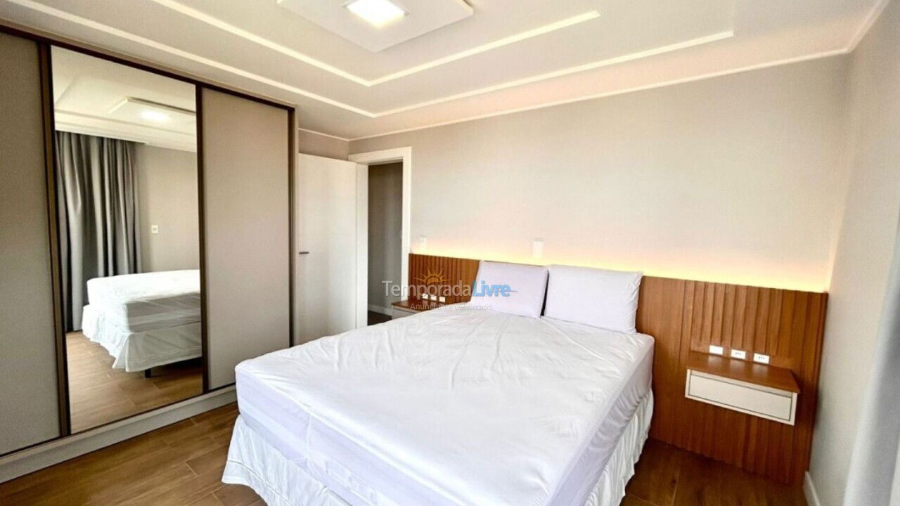 Casa para aluguel de temporada em Bombinhas (Praia de Zimbros)