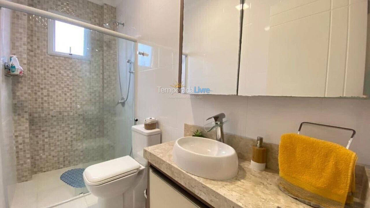 Apartamento para alquiler de vacaciones em Bombinhas (Praia de Bombas)