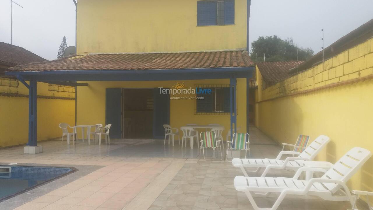 Casa para aluguel de temporada em Praia Grande (Solemar)