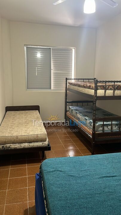 Apartamento para aluguel de temporada em Praia Grande (Praia do Caiçara)