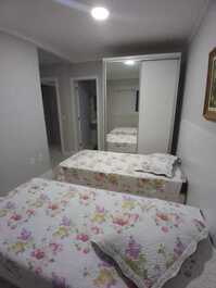 Apartment with 2 suites, in the best condominium in Praia dos Ingleses.