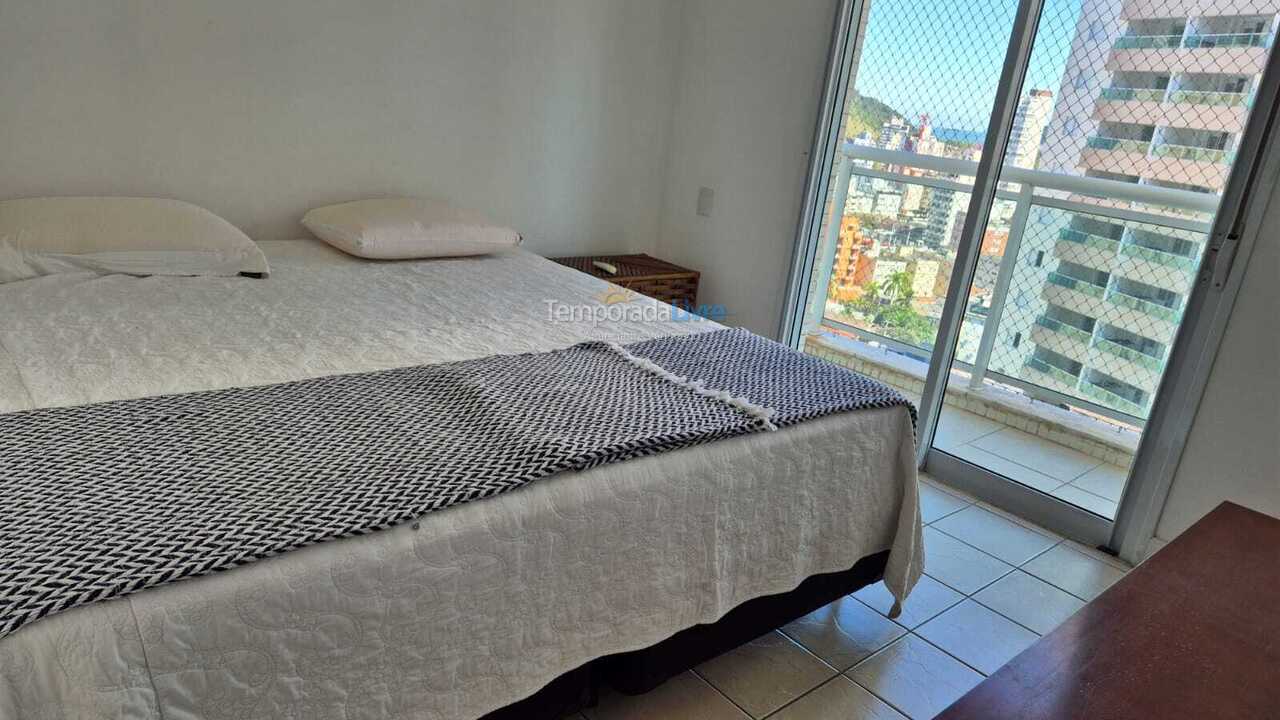 Apartment for vacation rental in Guarujá (Astúrias)