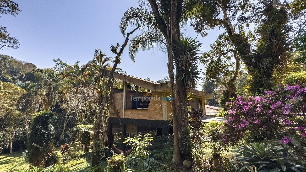 Casa para alquiler de vacaciones em Carapicuíba (Granja Viana)