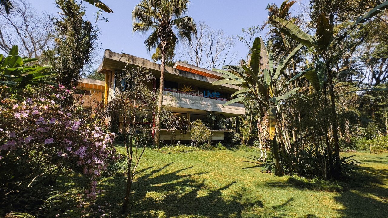 Casa para aluguel de temporada em Carapicuíba (Granja Viana)