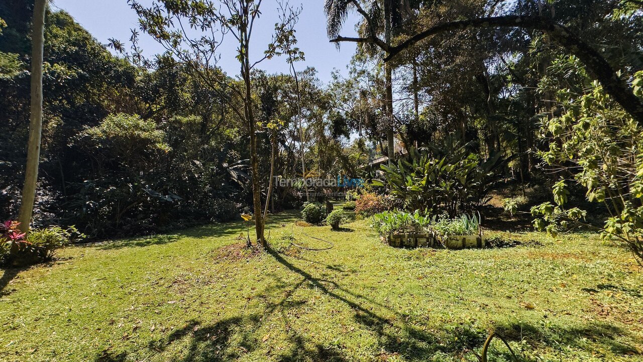 Casa para aluguel de temporada em Carapicuíba (Granja Viana)