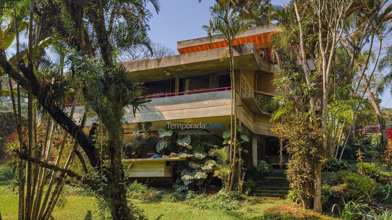 Casa para aluguel de temporada em Carapicuíba (Granja Viana)