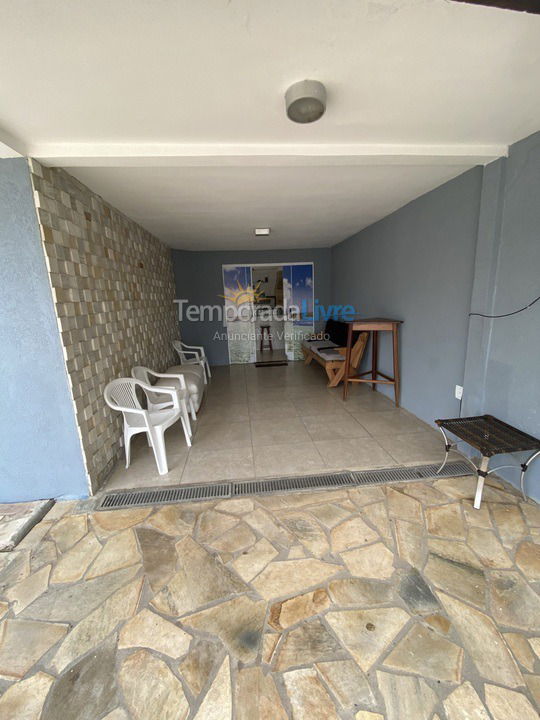 House for vacation rental in Guaratuba (Coroados)