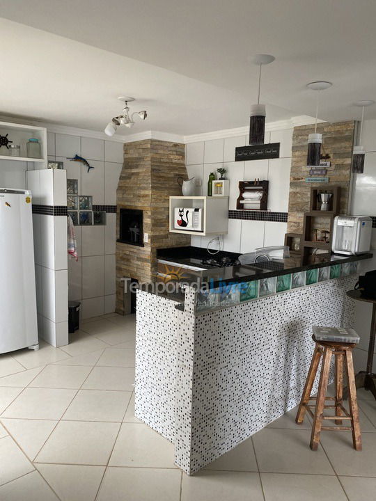 House for vacation rental in Guaratuba (Coroados)