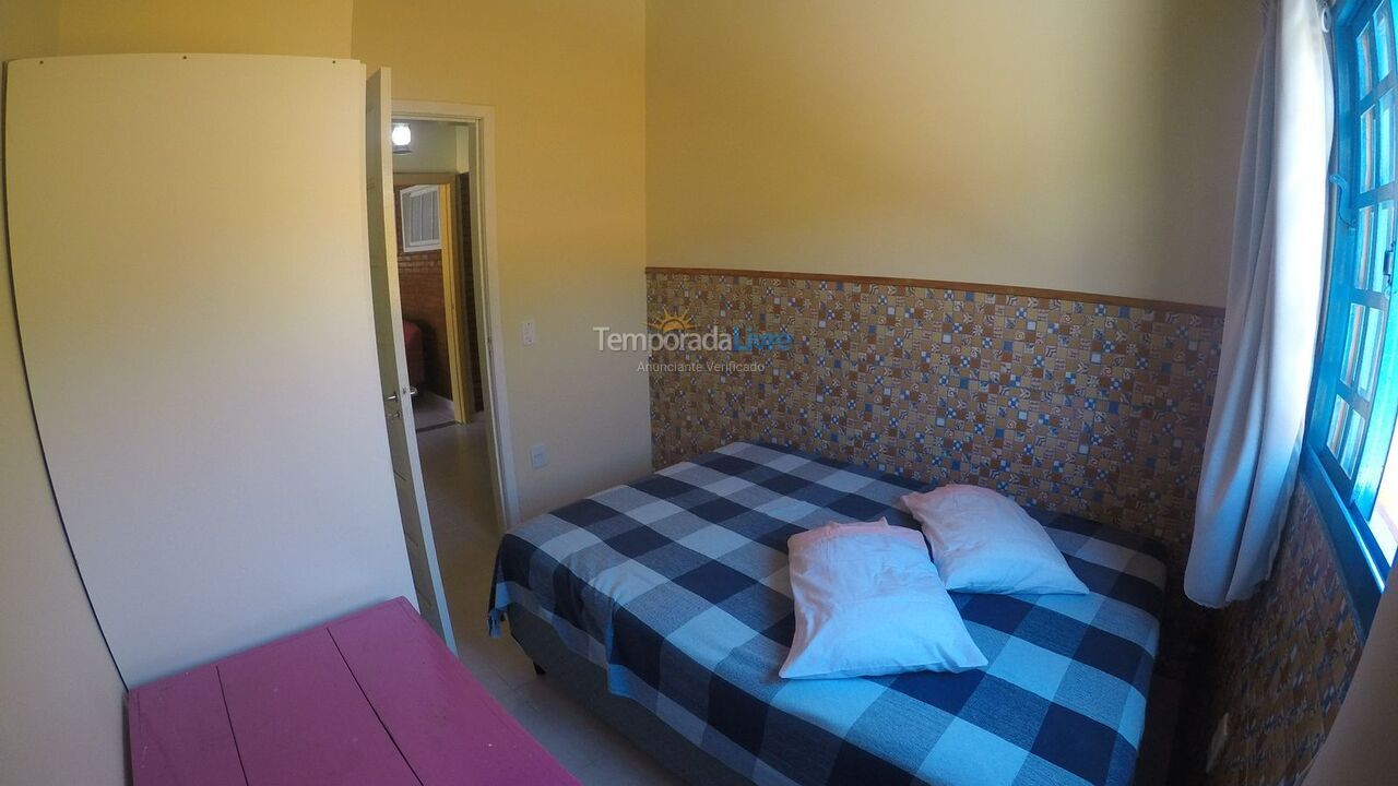 Casa para aluguel de temporada em Porto Belo (Centro)