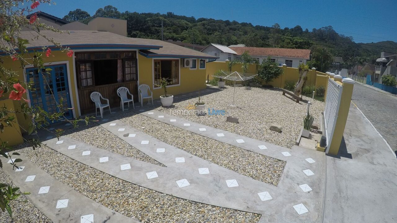 Casa para alquiler de vacaciones em Porto Belo (Centro)