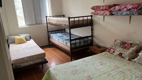 ALUGO APARTAMENTO EM PRAIA GRANDE