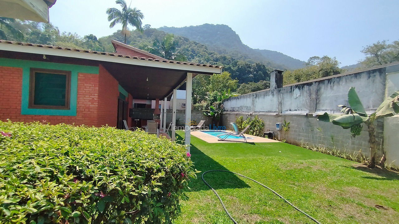 House for vacation rental in Ubatuba (Praia do Lázaro)