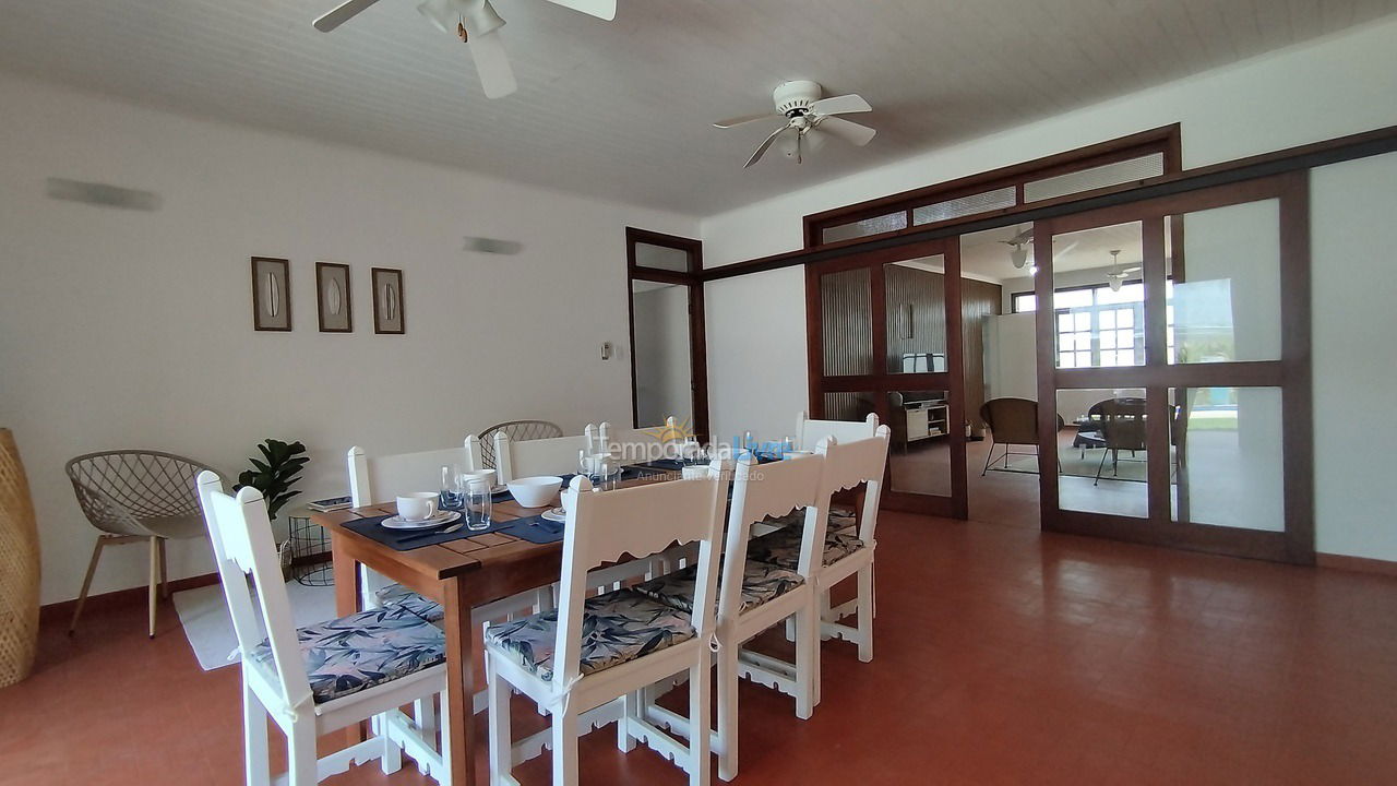 Casa para alquiler de vacaciones em Ubatuba (Praia do Lázaro)