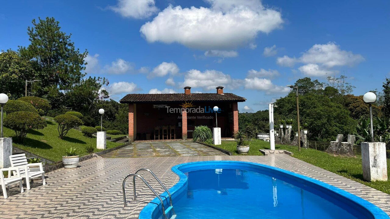 House for vacation rental in Juquitiba (Palestina)