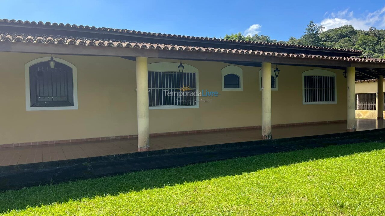 Casa para aluguel de temporada em Juquitiba (Palestina)