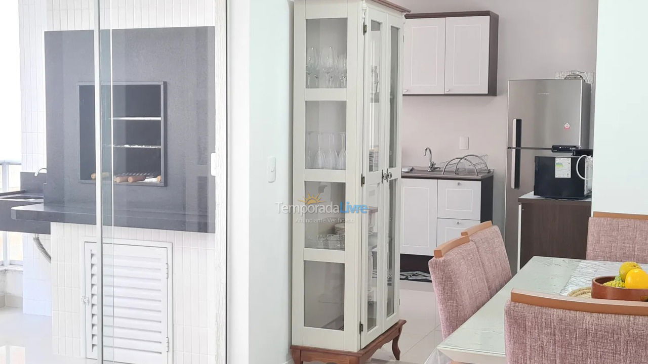 Apartamento para alquiler de vacaciones em Itapema (Meia Praia)