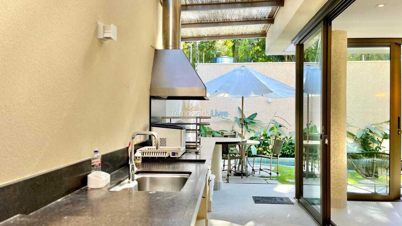 Casa para alquiler de vacaciones em São Sebastião (Juquehy)