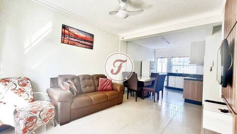 Sobrado duplex a 150 metros da Praia