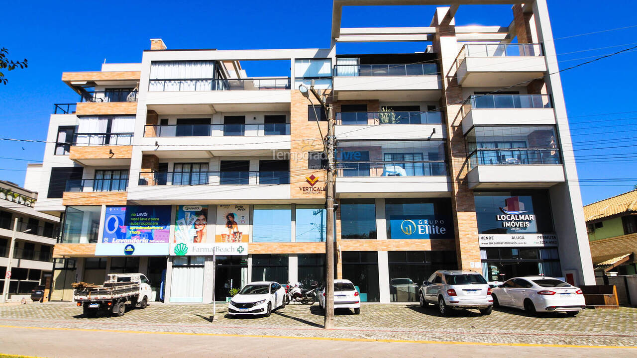 Apartamento para aluguel de temporada em Bombinhas (Canto Grande)