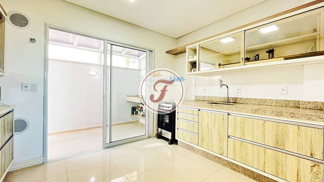 Apartamento para alquiler de vacaciones em Bombinhas (Mariscal)