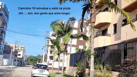 Aconchegante Cobertura, piscininha/churrasq/vaga 1carro/até 8pess.