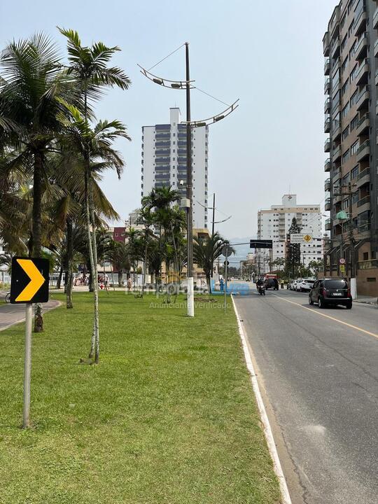 Apartamento para aluguel de temporada em Praia Grande (Praia do Caiçara)