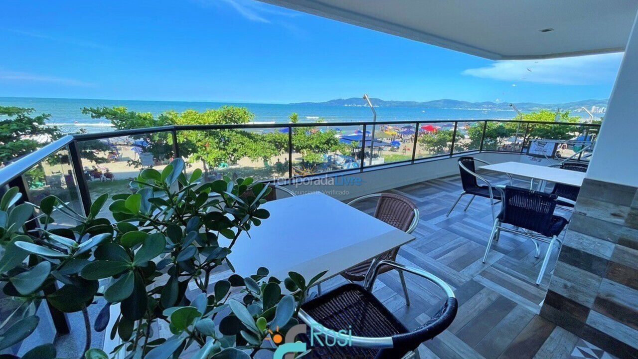 Apartamento para aluguel de temporada em Itapema (Meia Praia Frente Mar)