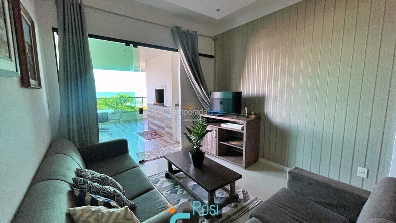Apartamento para aluguel de temporada em Itapema (Meia Praia Frente Mar)