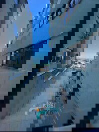 Apartamento 3 dormitórios frente mar Meia Praia SC