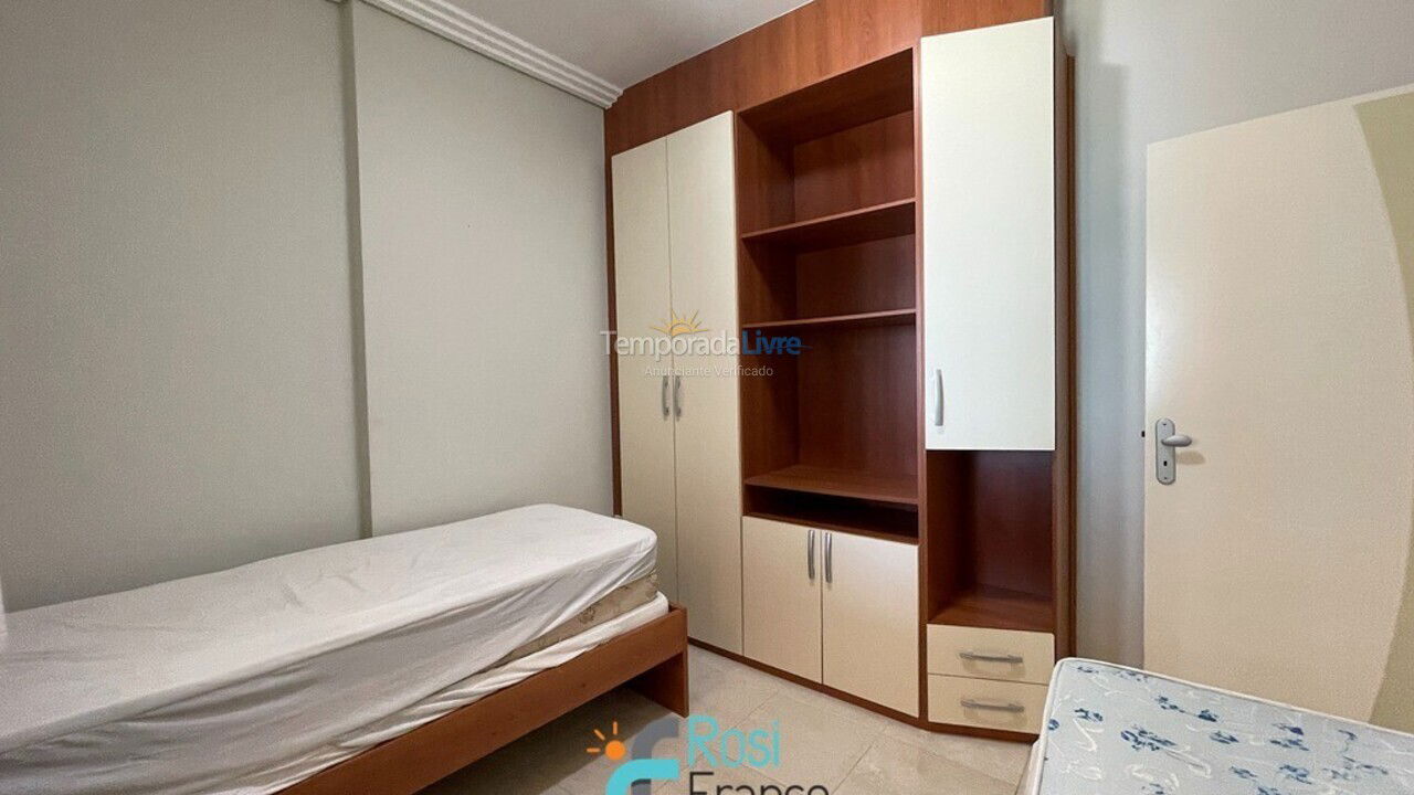 Apartamento para aluguel de temporada em Itapema (Centro)