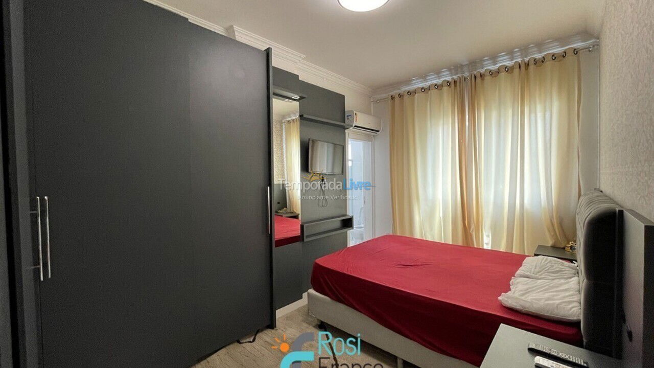 Apartamento para aluguel de temporada em Itapema (Meia Praia Segunda Quadra Mar)
