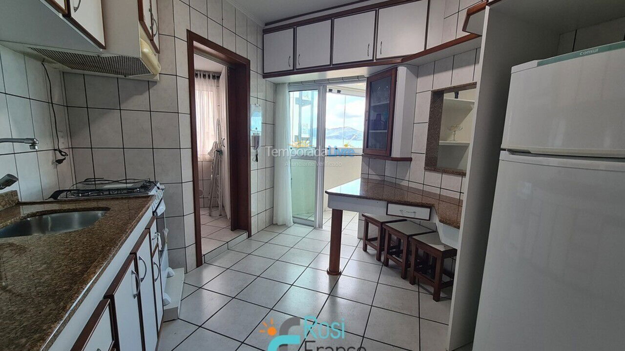 Apartment for vacation rental in Itapema (Meia Praia Frente Mar)