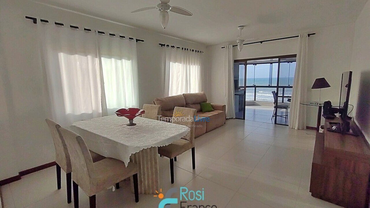 Apartamento para alquiler de vacaciones em Itapema (Meia Praia Frente Mar)
