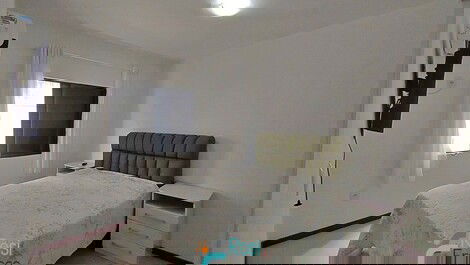 4 bedroom apartment facing the sea in Meia Praia SC