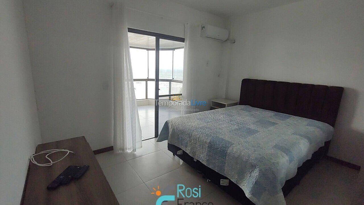 Apartamento para alquiler de vacaciones em Itapema (Meia Praia Frente Mar)
