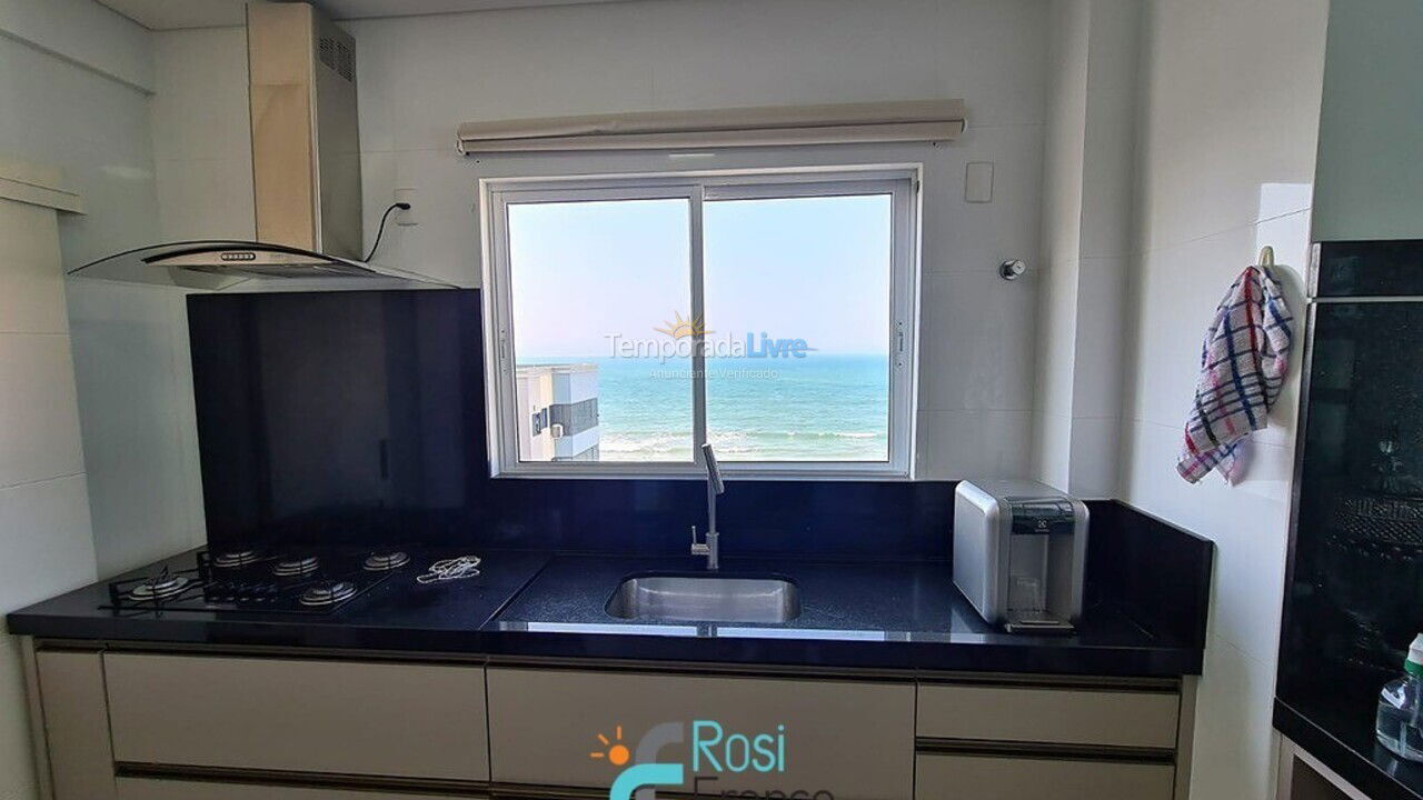 Apartamento para alquiler de vacaciones em Itapema (Meia Praia Quadra do Mar)