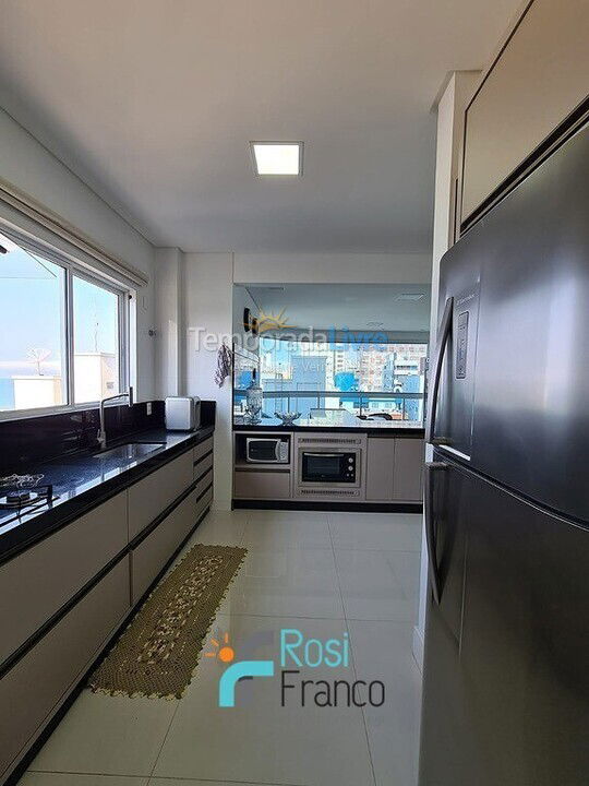 Apartment for vacation rental in Itapema (Meia Praia Quadra do Mar)