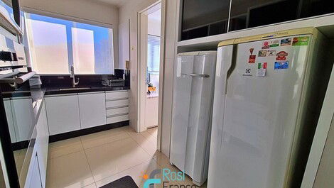 Apartamento 3 suítes Itapema Centro SC